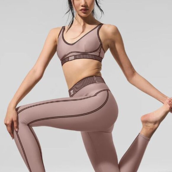 ALO Yoga Pants - Airlift High-Waist 7/8 Line Up Legging Taupe MEDIUM